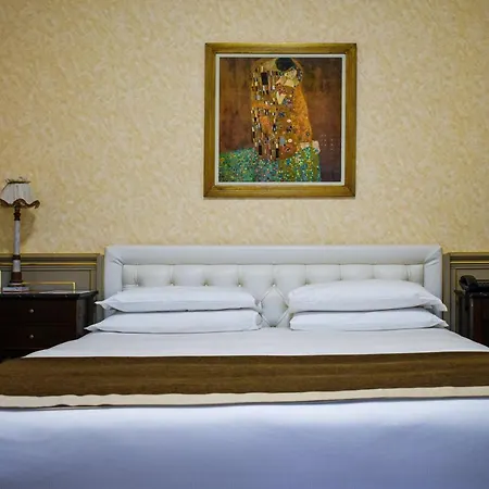 Hotel Palazzo Porta Romana 4*