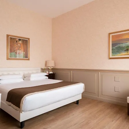 Palazzo Porta Romana Hotel 4*