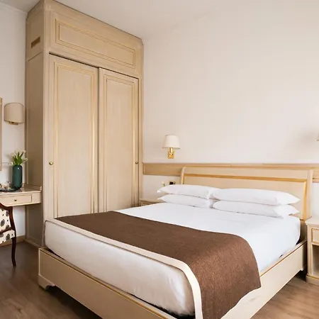 Palazzo Porta Romana 4*