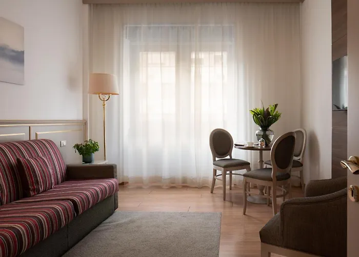 Hotel Romana